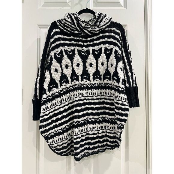 Free People Women's Black Geometric Cape Sweater One Size - Picture 2 of 7